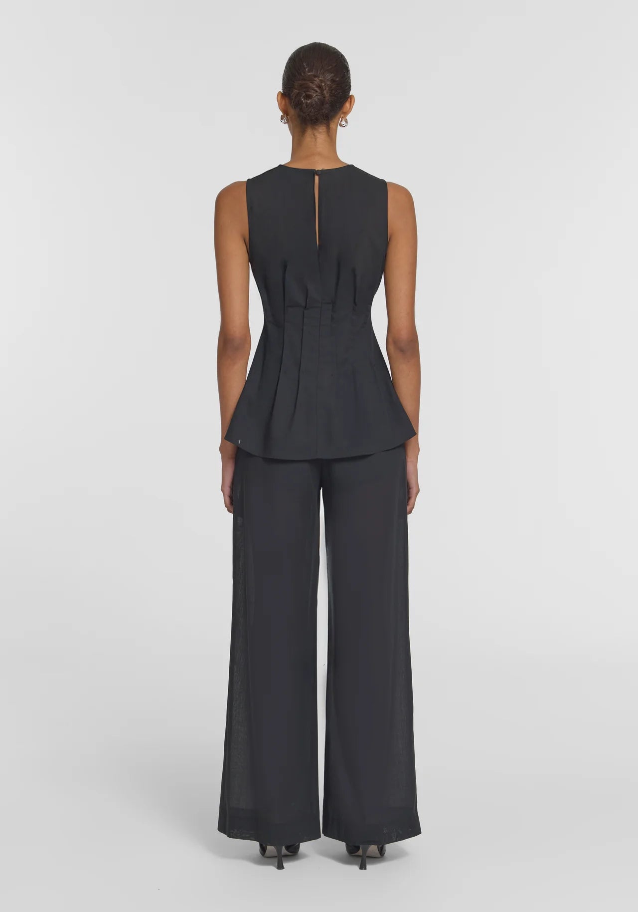 Laureate Top in Black Viktoria + Woods