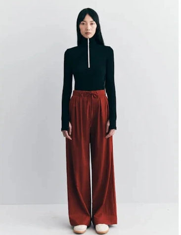 Summit Rib Turtleneck in Black Viktoria + Woods