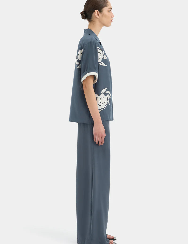 Lilou Drawstring Pant in Charcoal Sir.