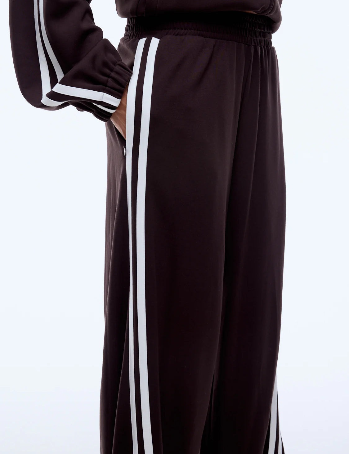 Valentina Pant in Cocoa Ena Pelly