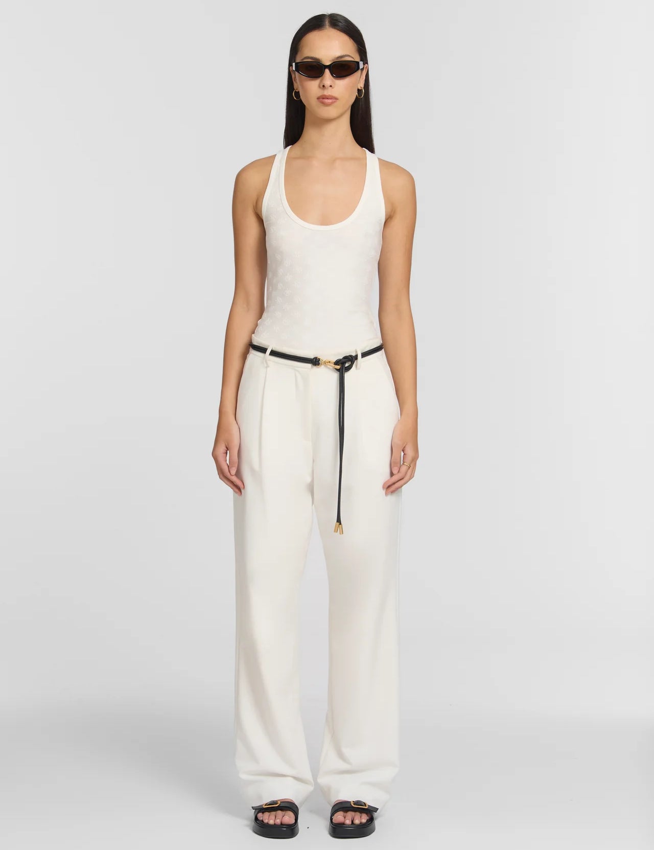 Saint Tank in White Viktoria + Woods