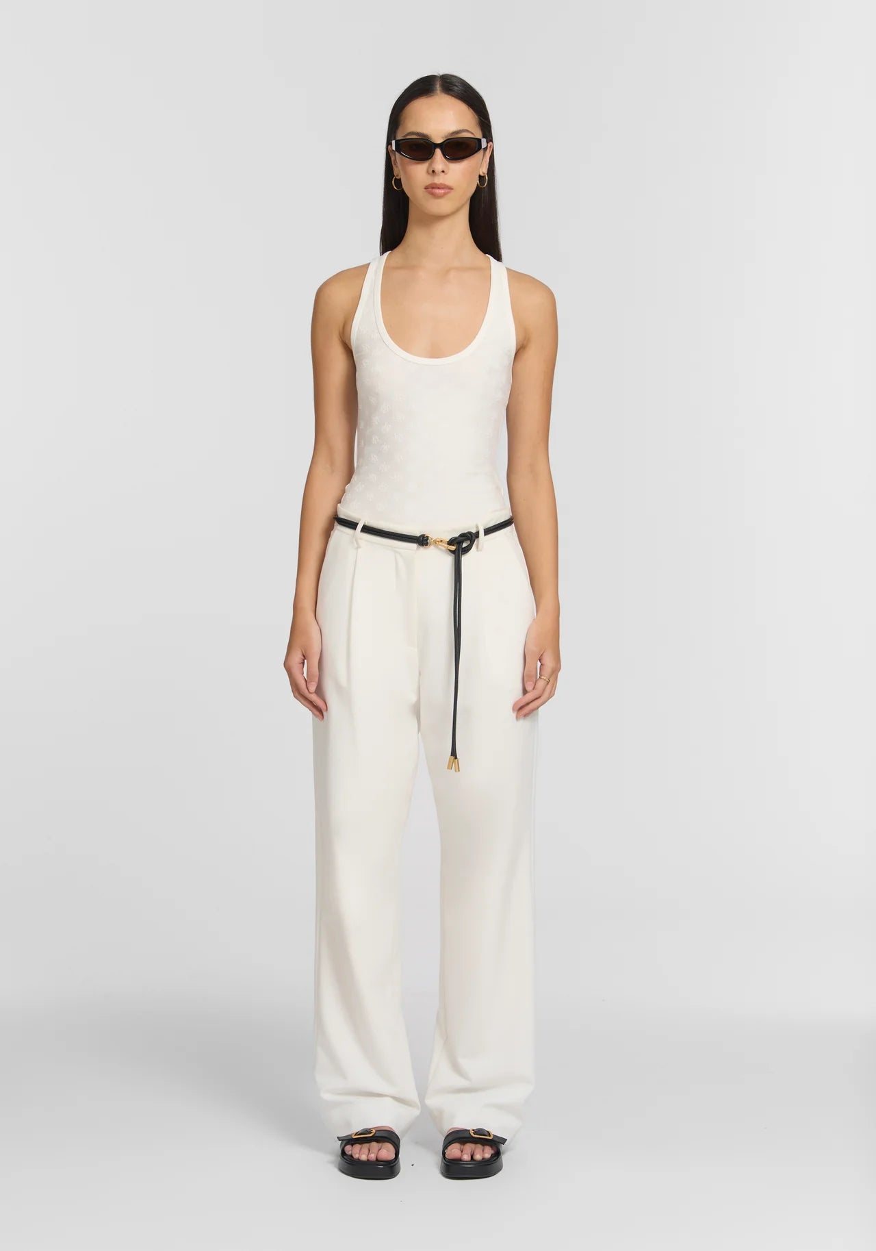 Saint Tank in White Viktoria + Woods