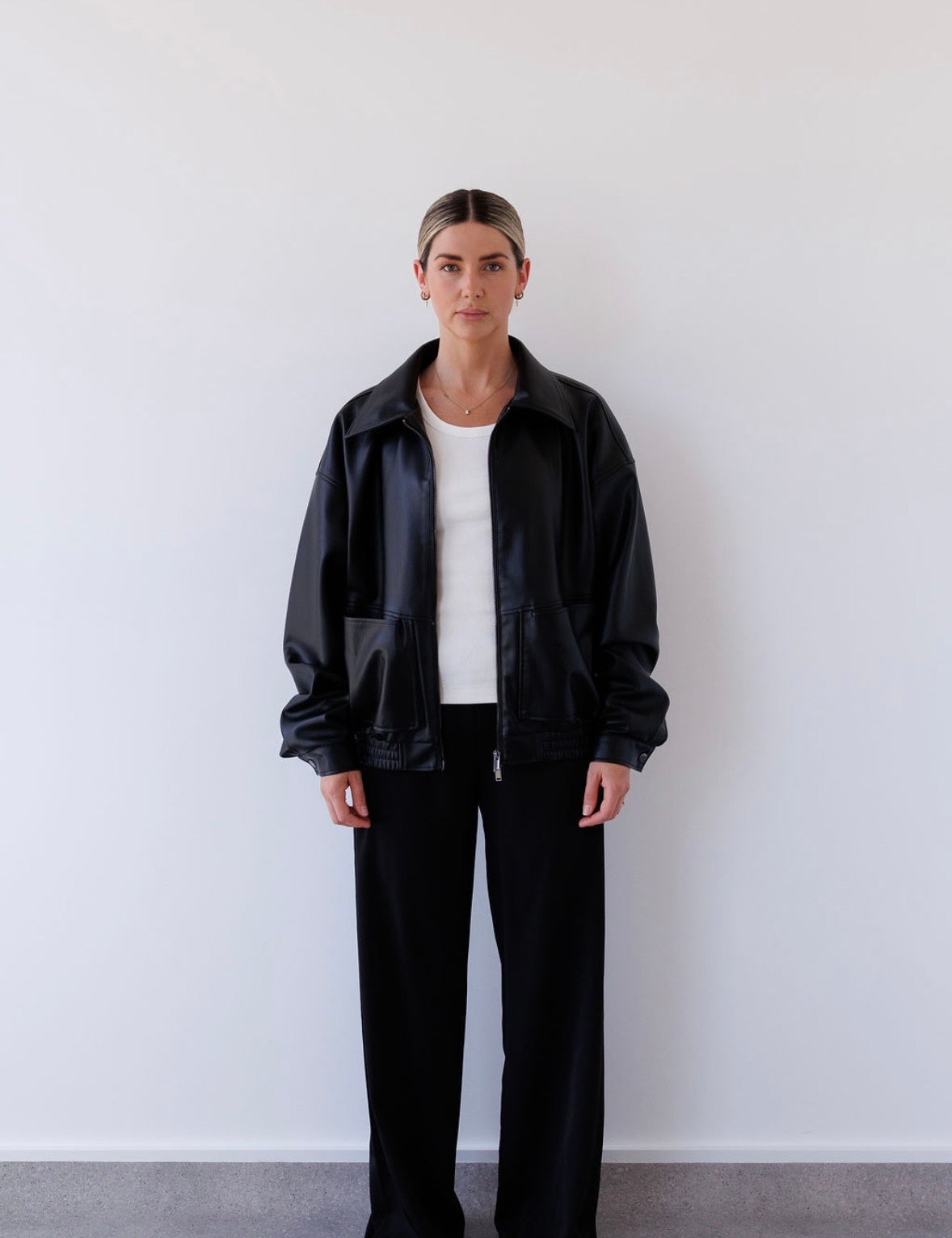Scout Bomber in Black Mabel