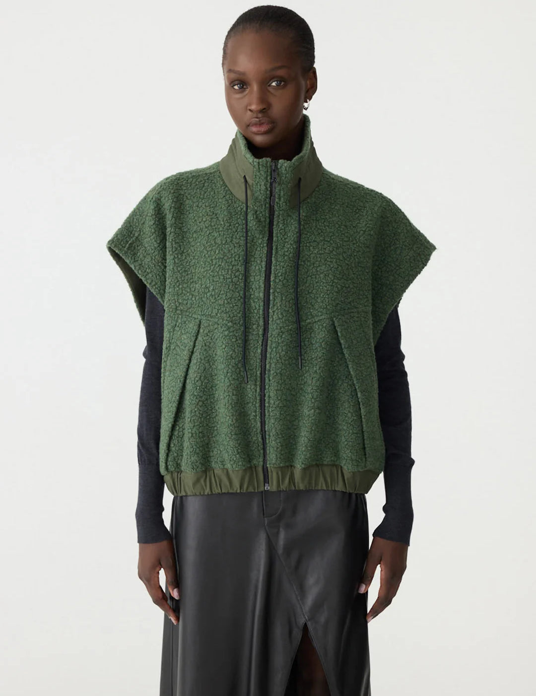 Textured Wool Popover Vest in Green BASSIKE