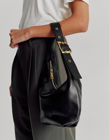 Everyday Croissant Bag in Black