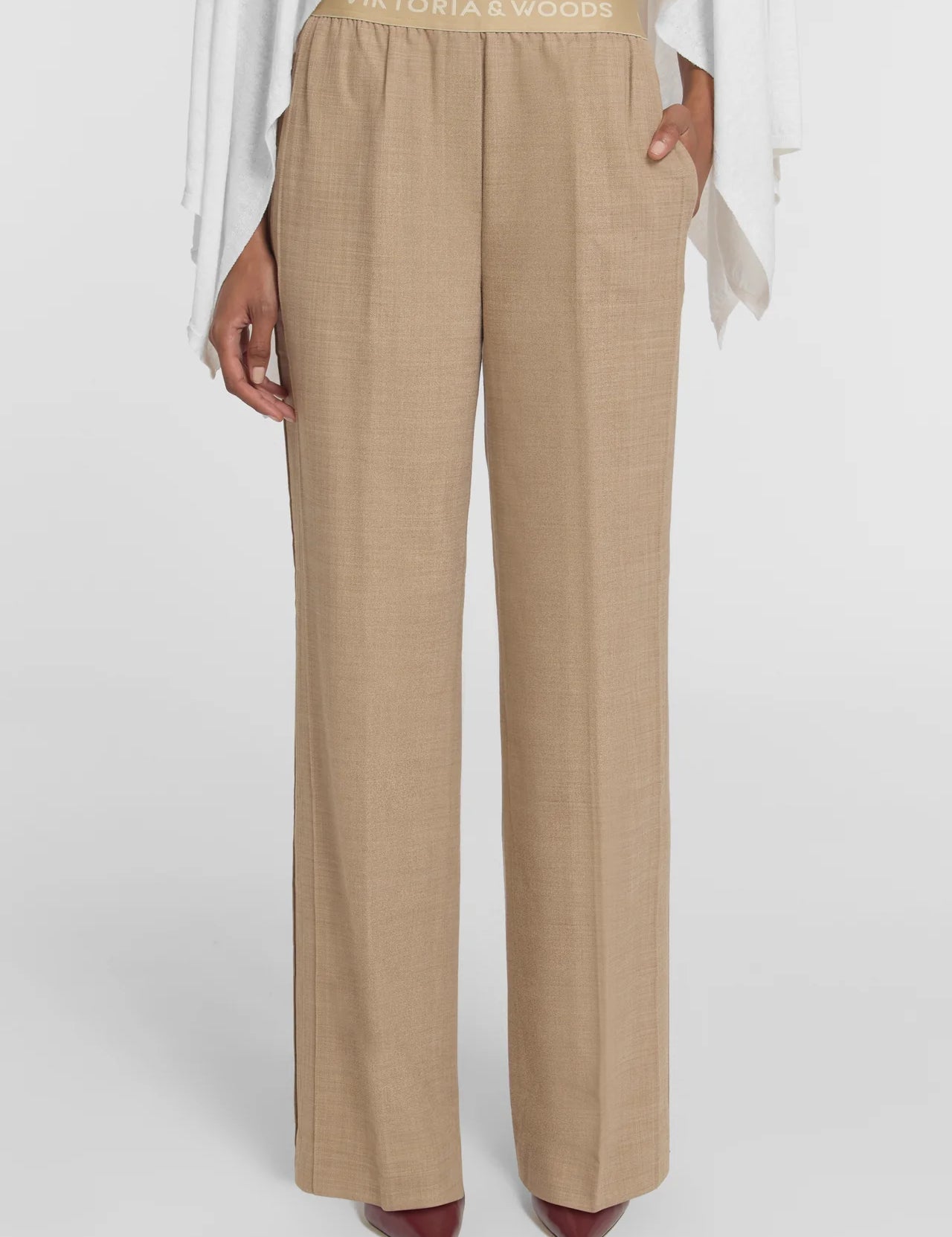 Hemsworth Trouser in Camel Viktoria + Woods