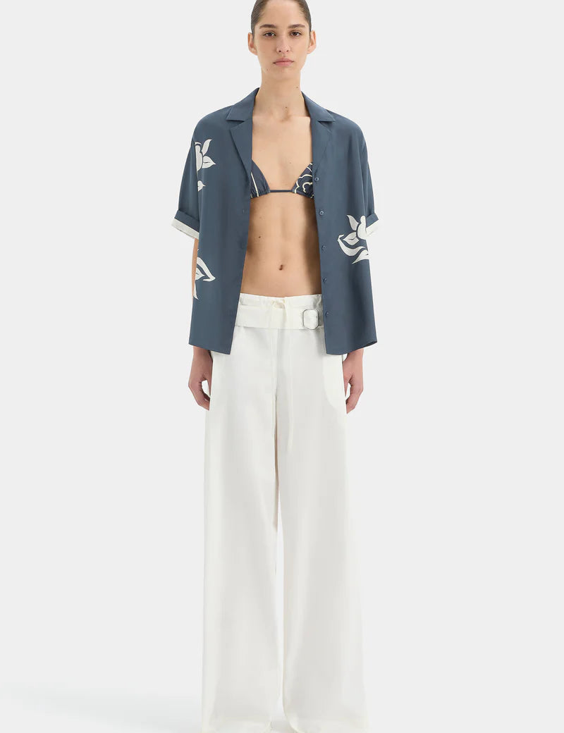 Lilou Short Sleeve Shirt in Charcoal Blue Sir.