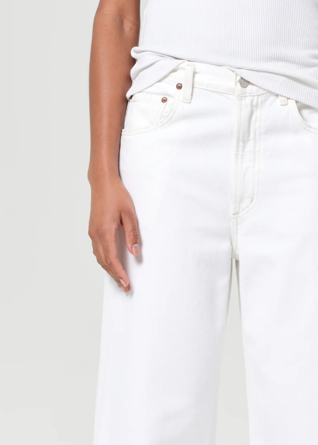 Low Curve Jean in Milkshake AGOLDE