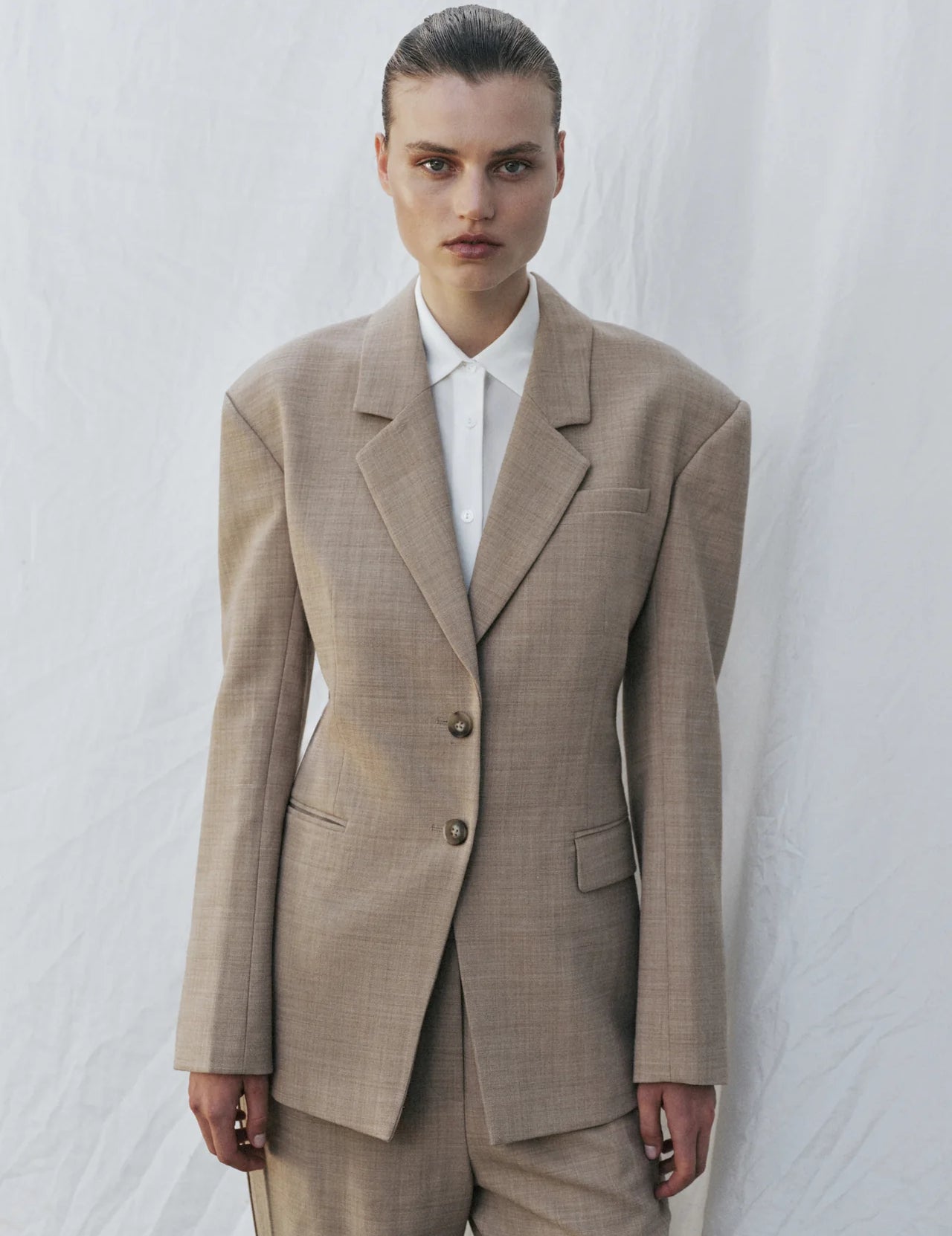 Michigan Blazer in Camel Viktoria + Woods