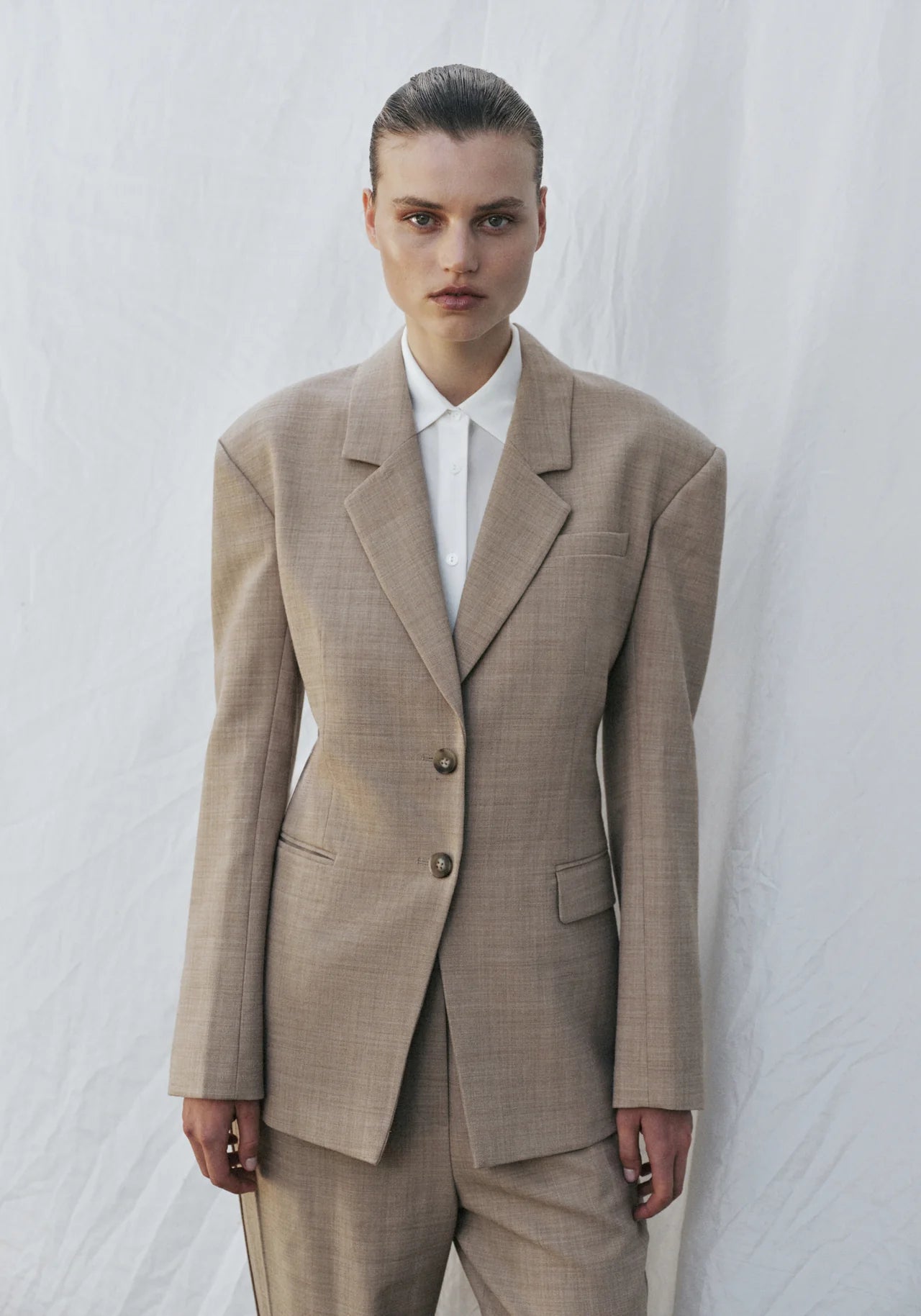 Michigan Blazer in Camel Viktoria + Woods