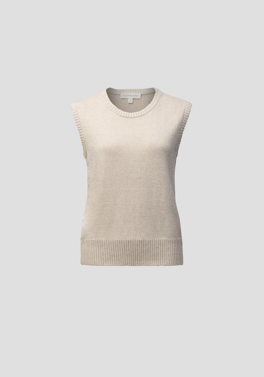 Ascendant Vest in Oat Marle Viktoria + Woods