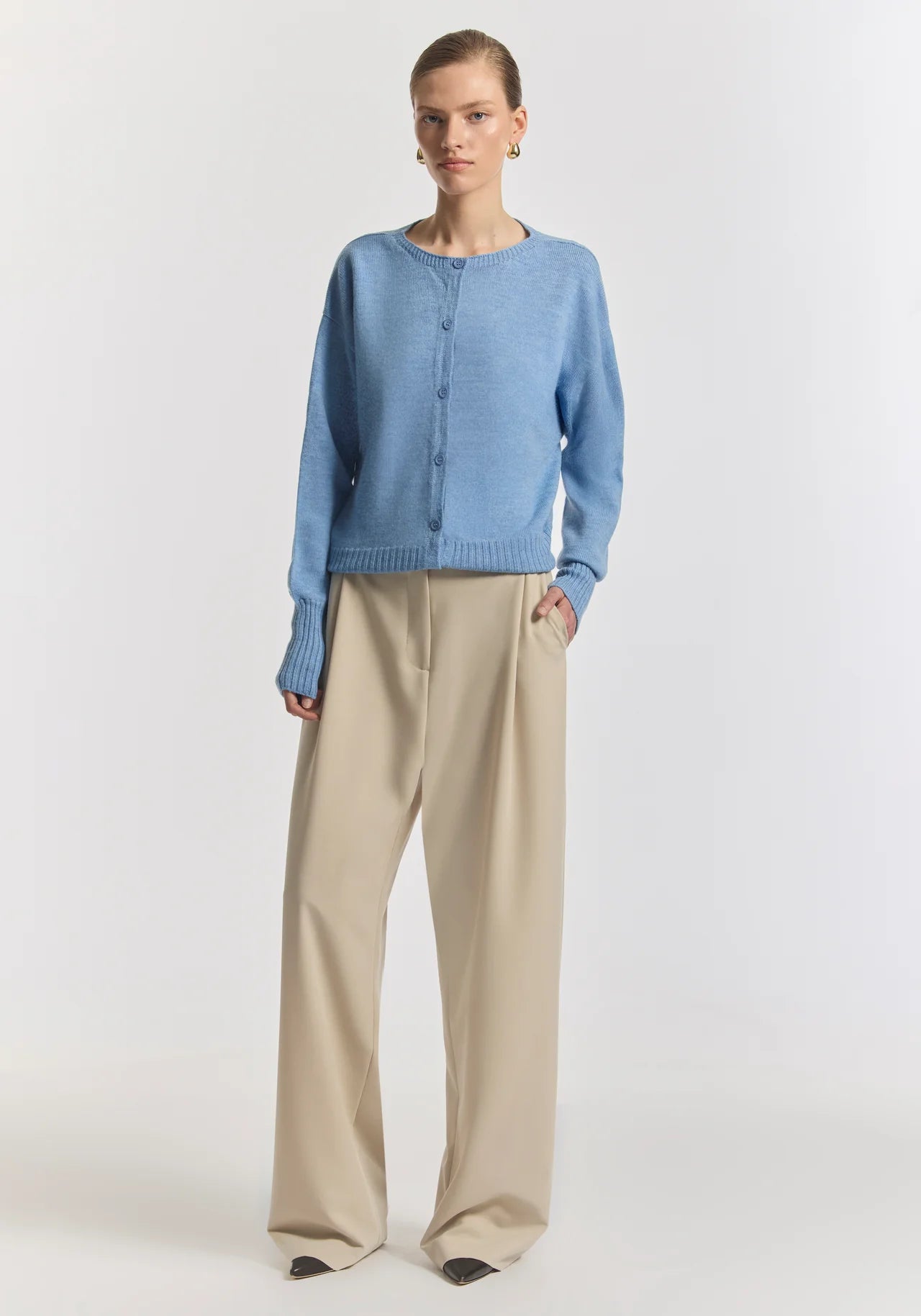 Hart Merino Cardigan in Blue Viktoria + Woods
