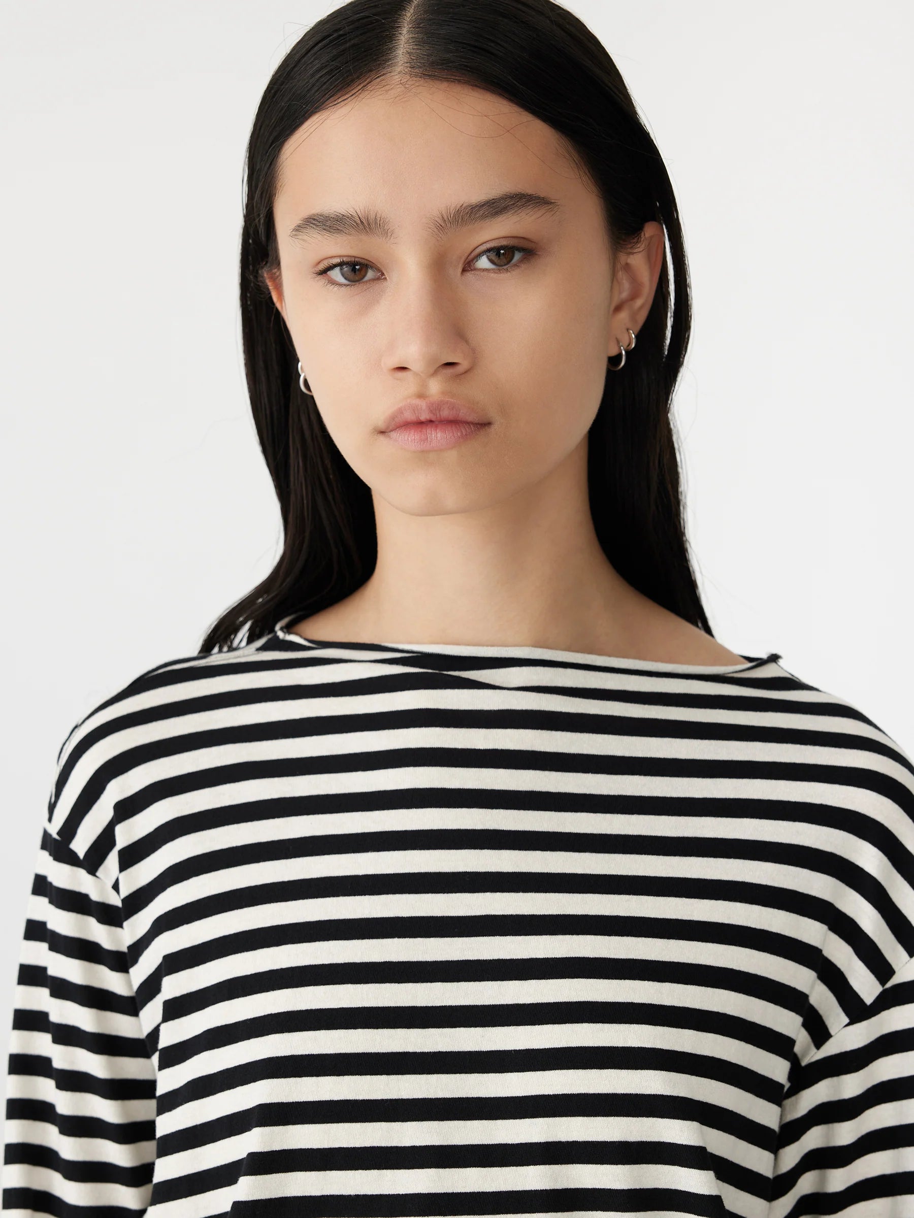 stripy boxy long sleeve tshirt in undyed black