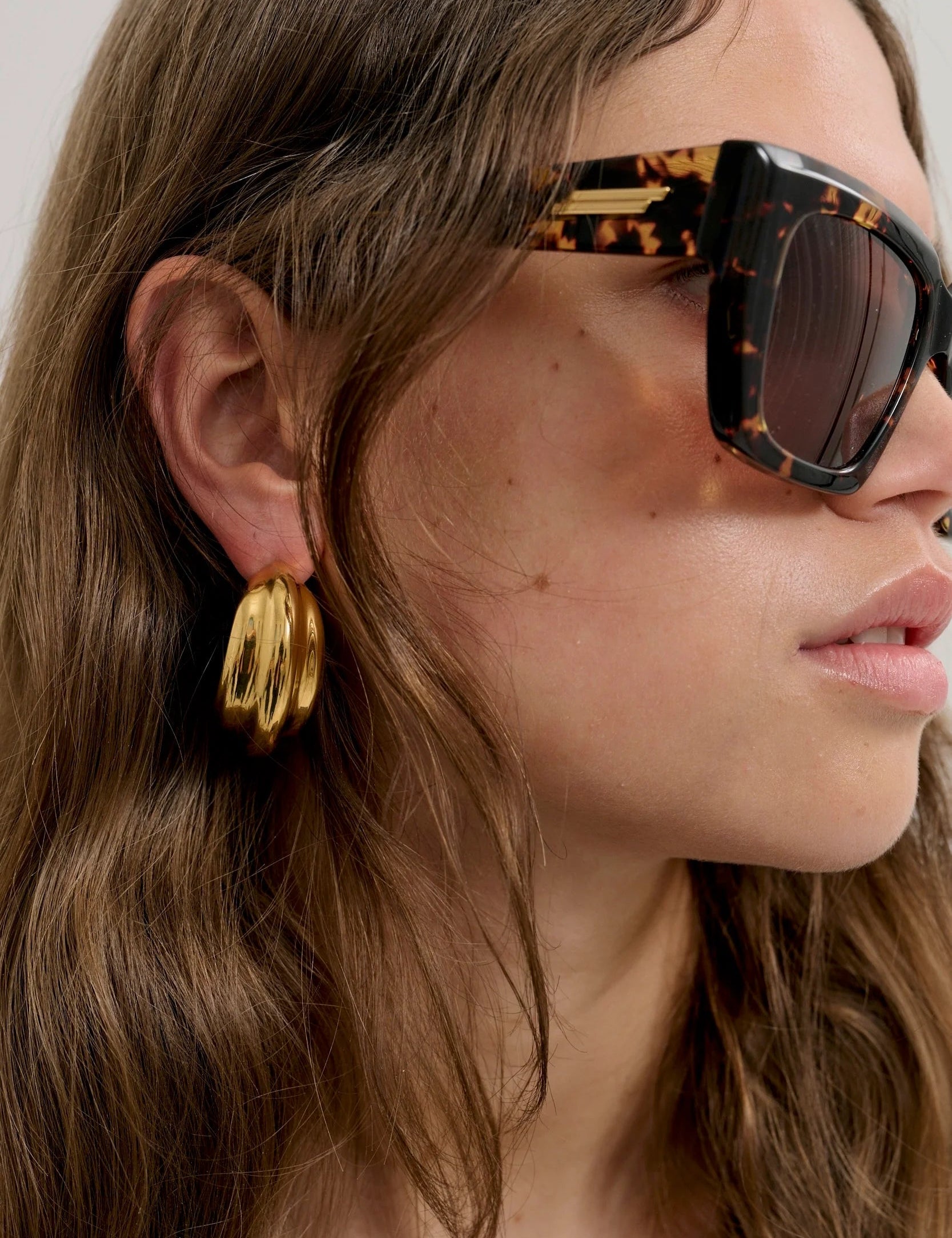 Ridge Hoop Earrings in Gold Anna Rossi