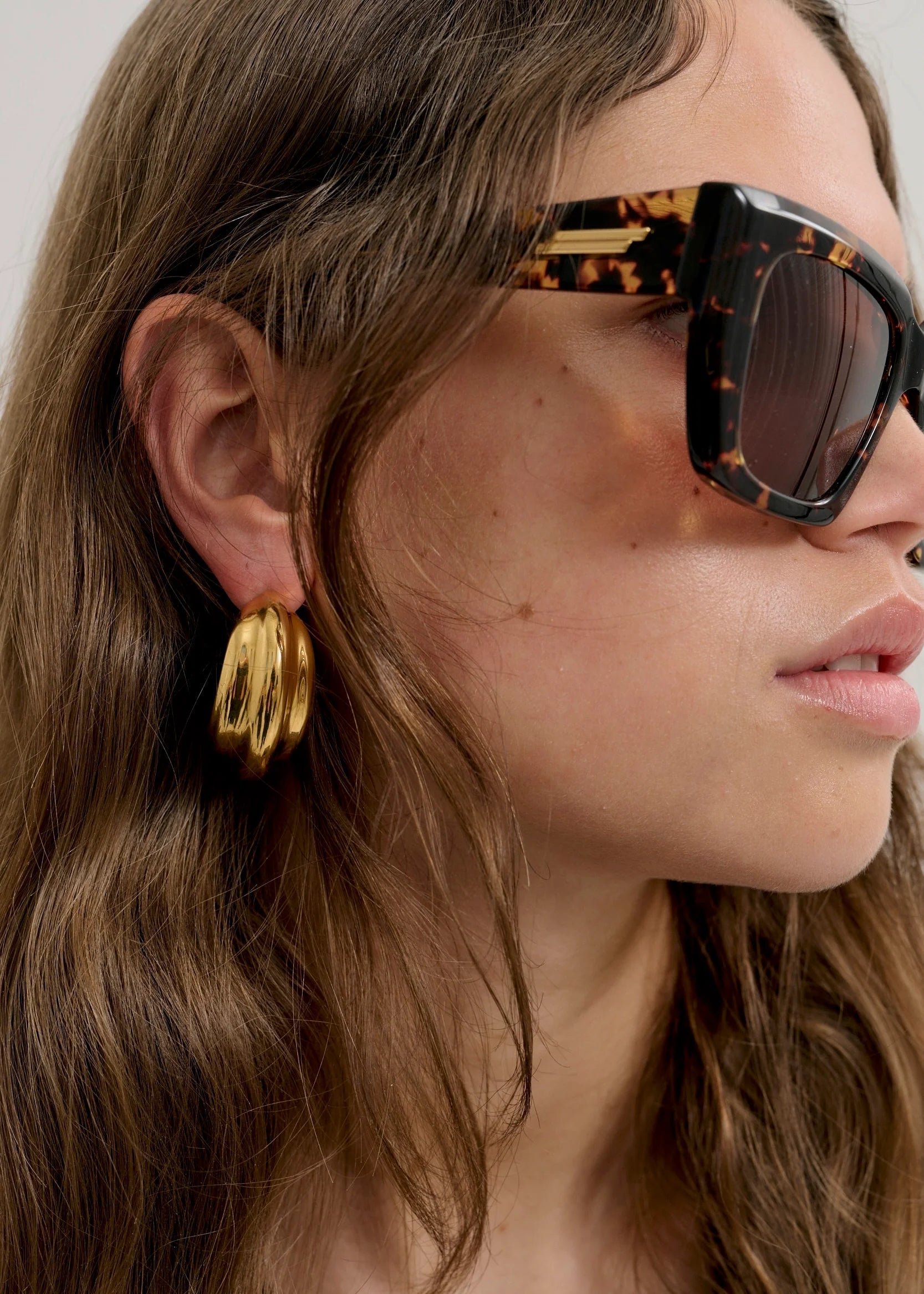 Ridge Hoop Earrings in Gold Anna Rossi