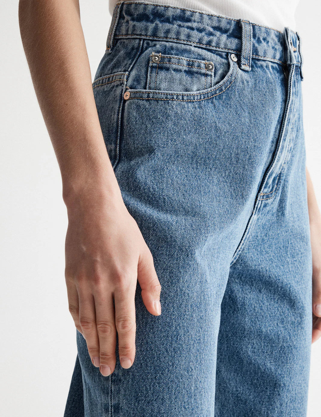 Odin Straight Leg Jean in Trinity Blue Elka Collective