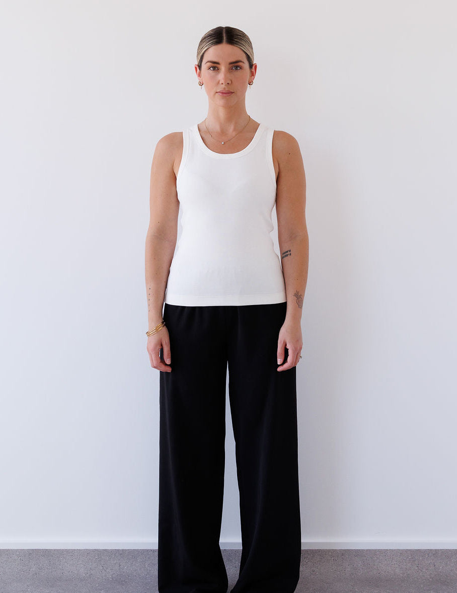 Max Pant in Black Mabel