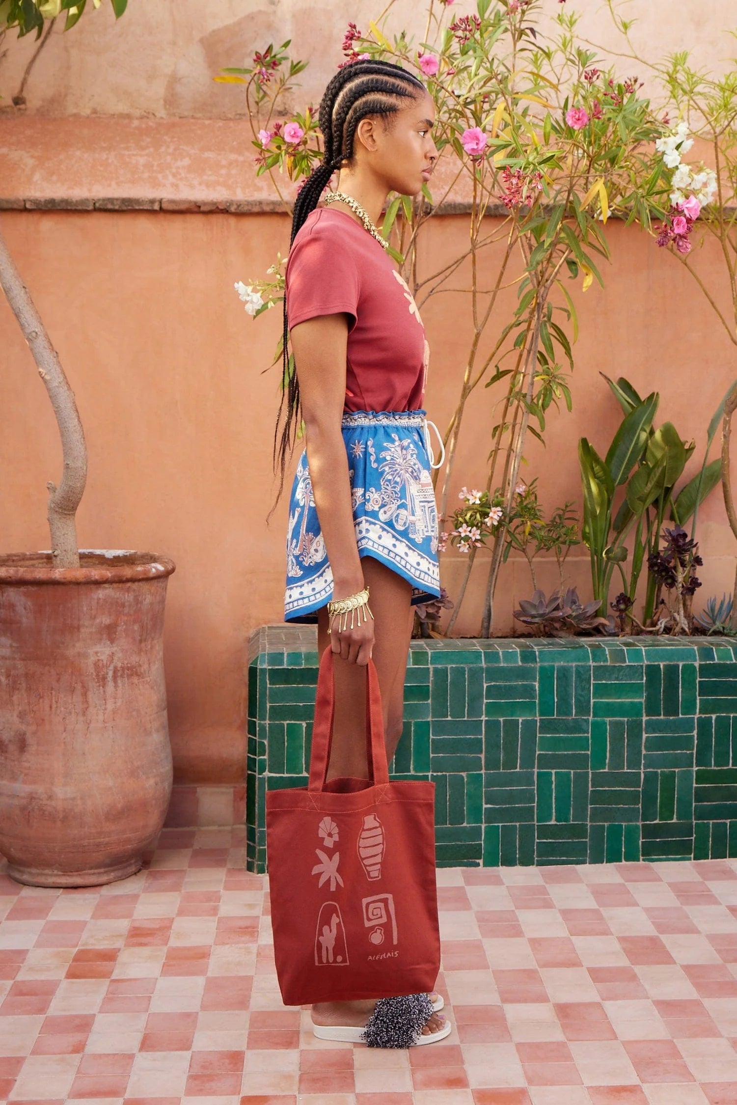 Laurence Chenille Fitted Tee Alemais