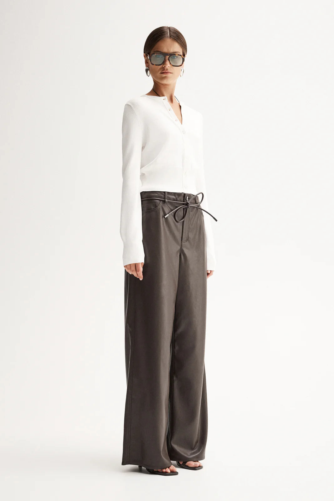 Victoria Knit in White Elka Collective