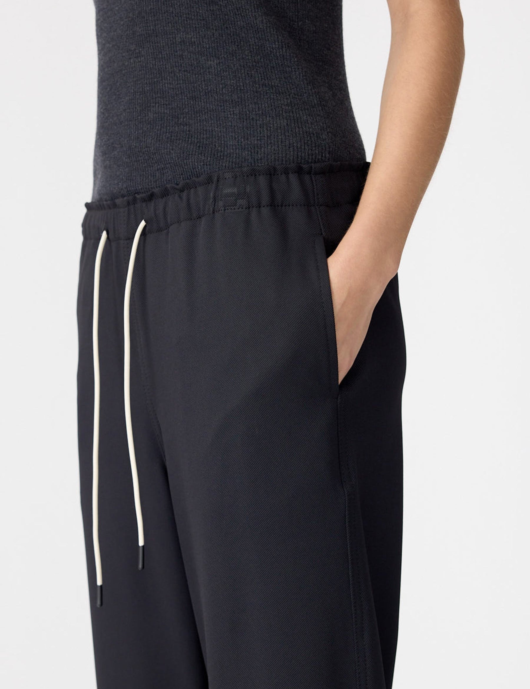 Twill Minimal Pant in Black BASSIKE