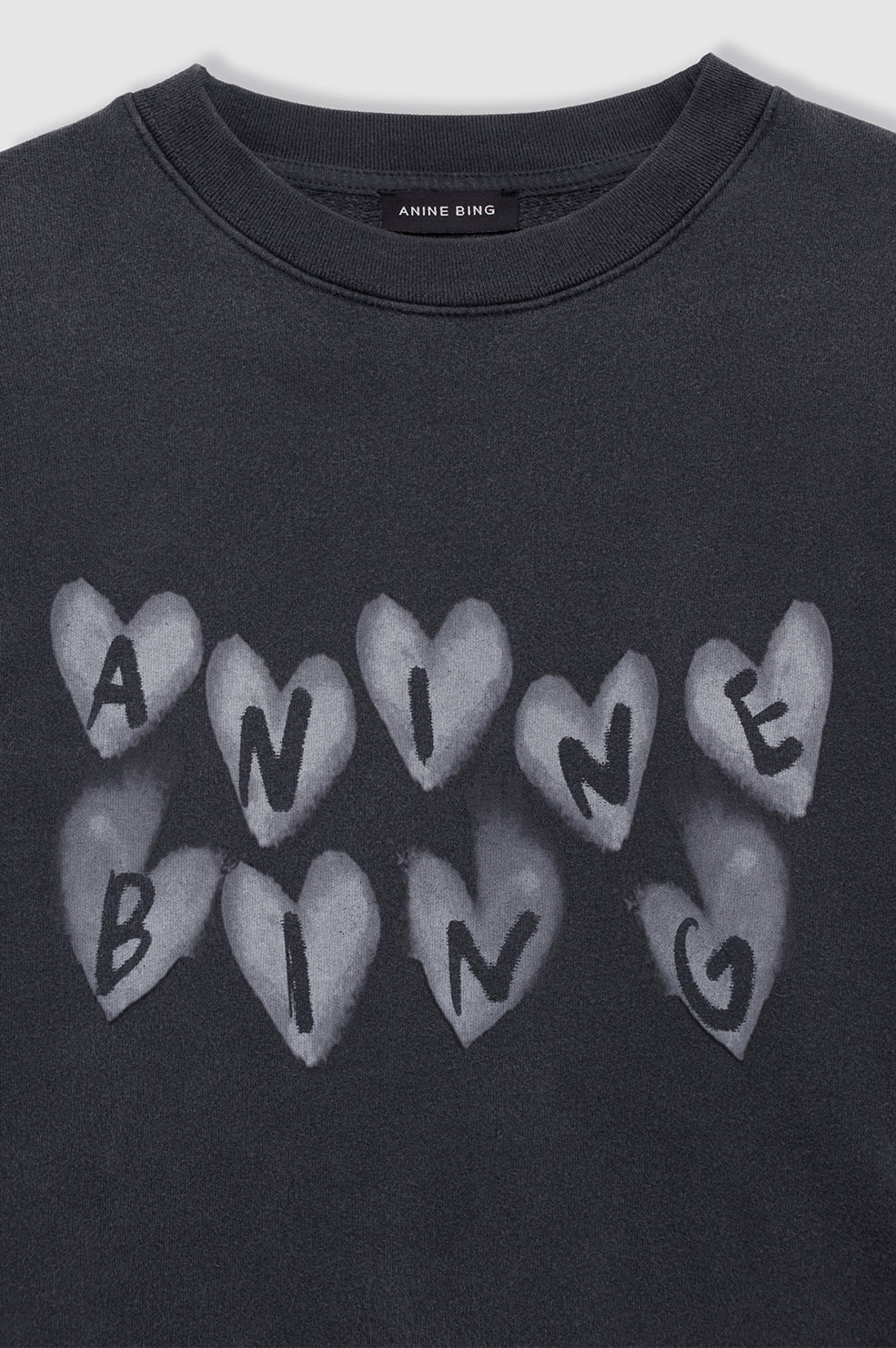 Spencer Sweatshirt Hearts in Washed Black