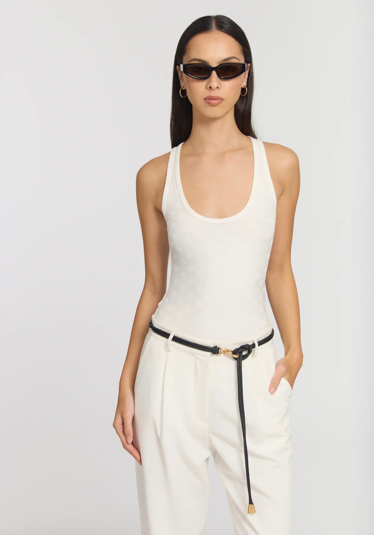 Saint Tank in White Viktoria + Woods