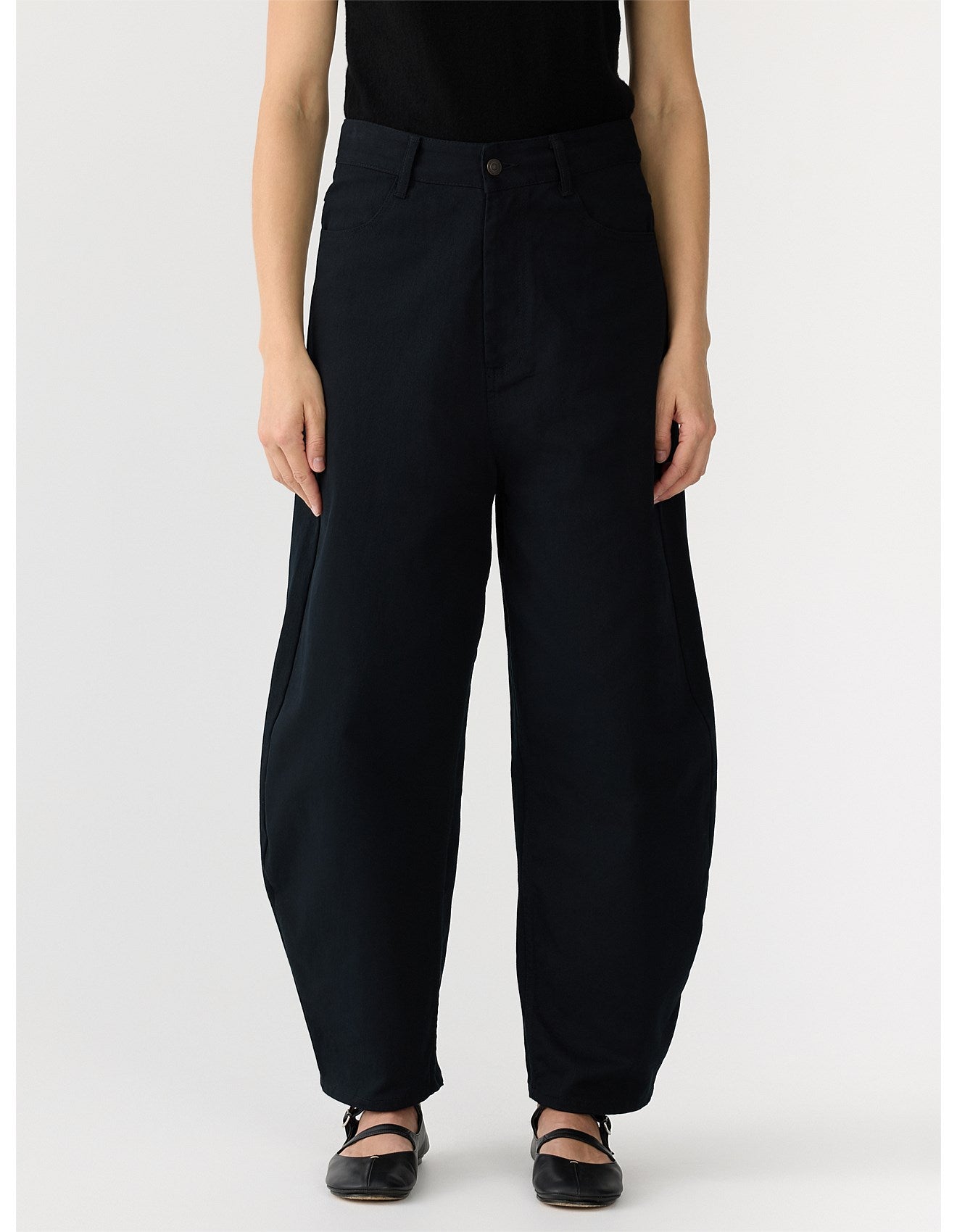 Cotton Twill Barrel Leg Pant