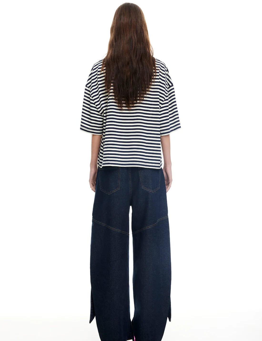 Bloom Short Sleeve Stripe in Navy and White Lioness