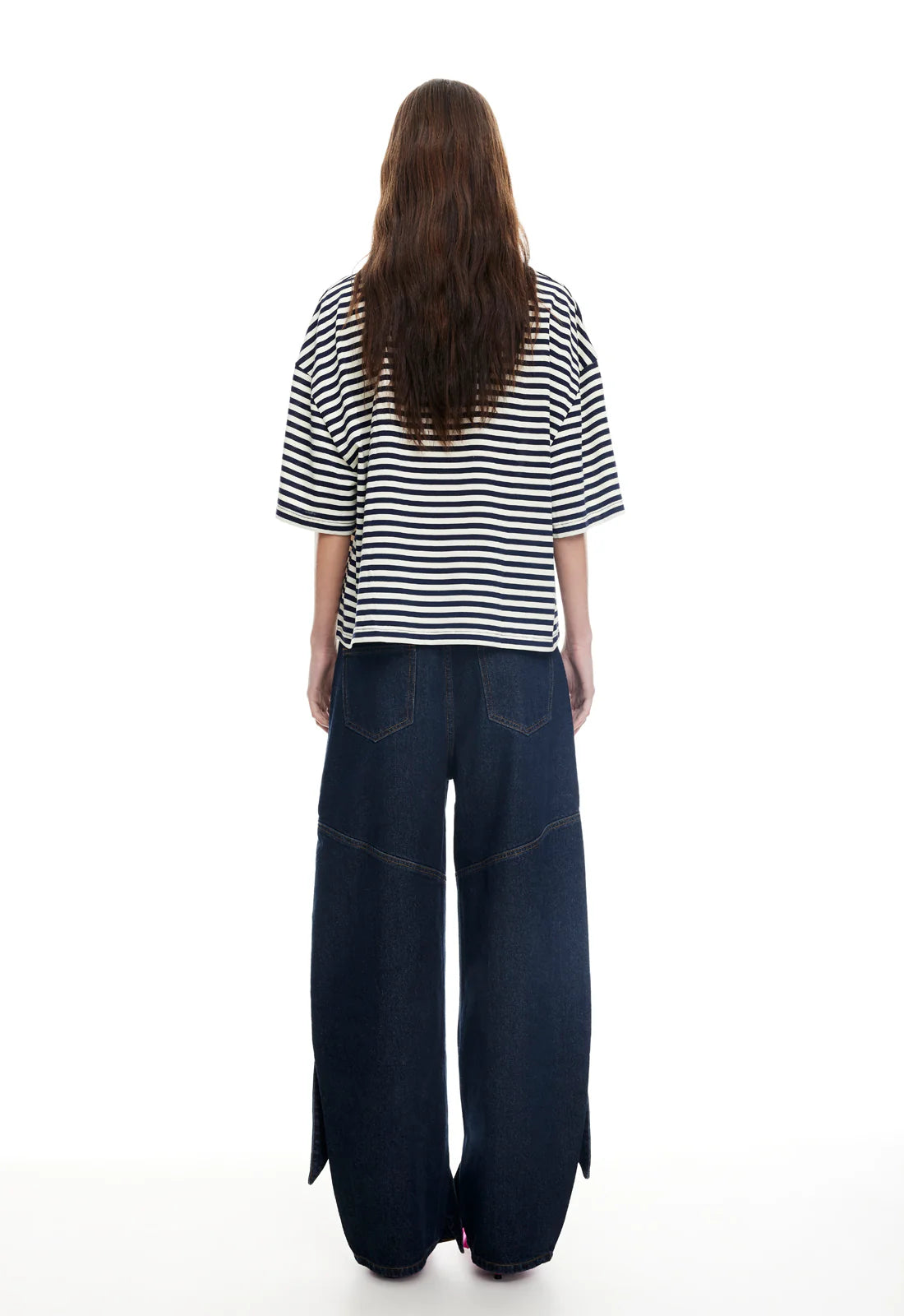 Bloom Short Sleeve Stripe in Navy and White Lioness