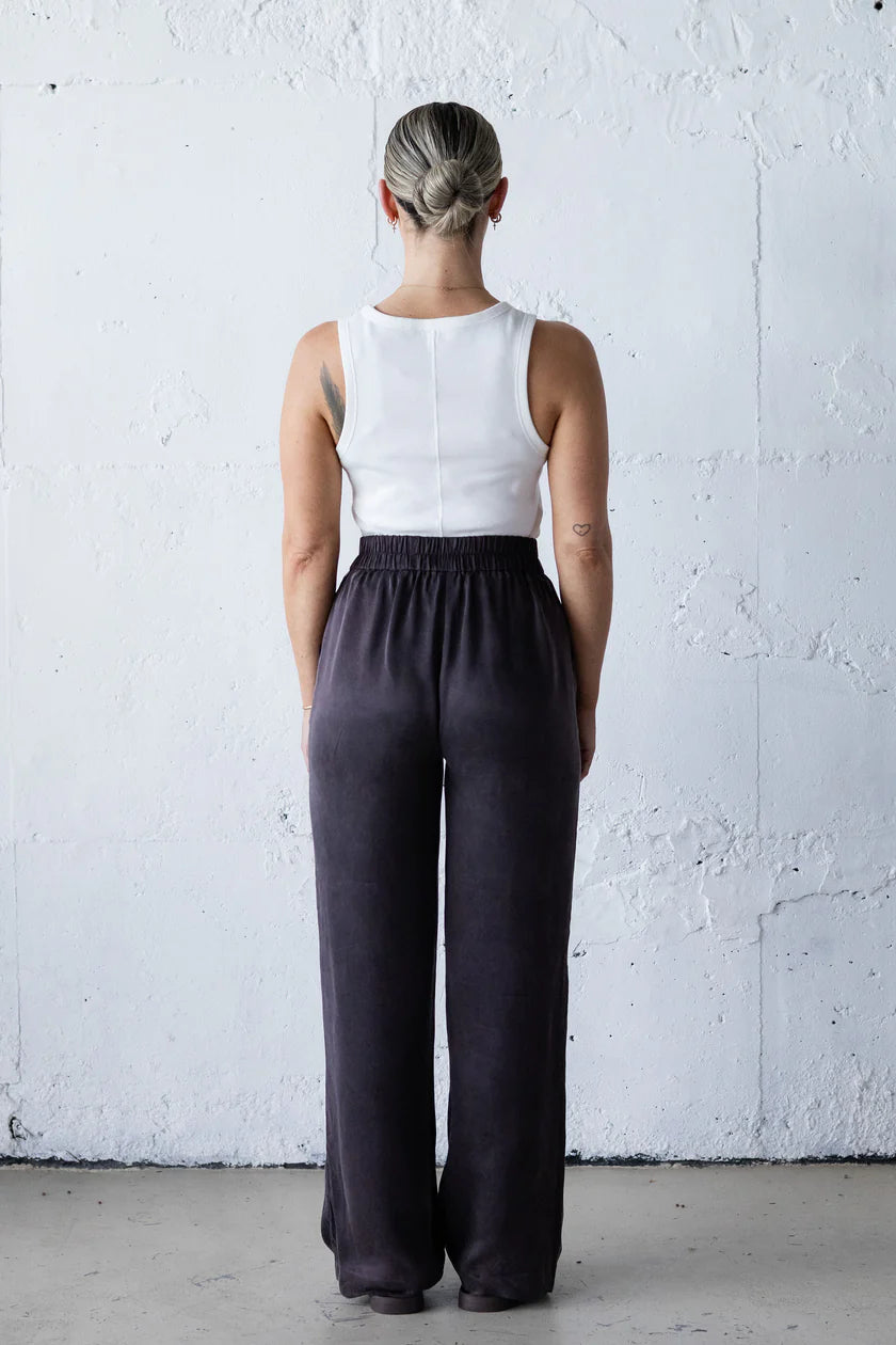 Bertie Pant in Chocolate Mabel