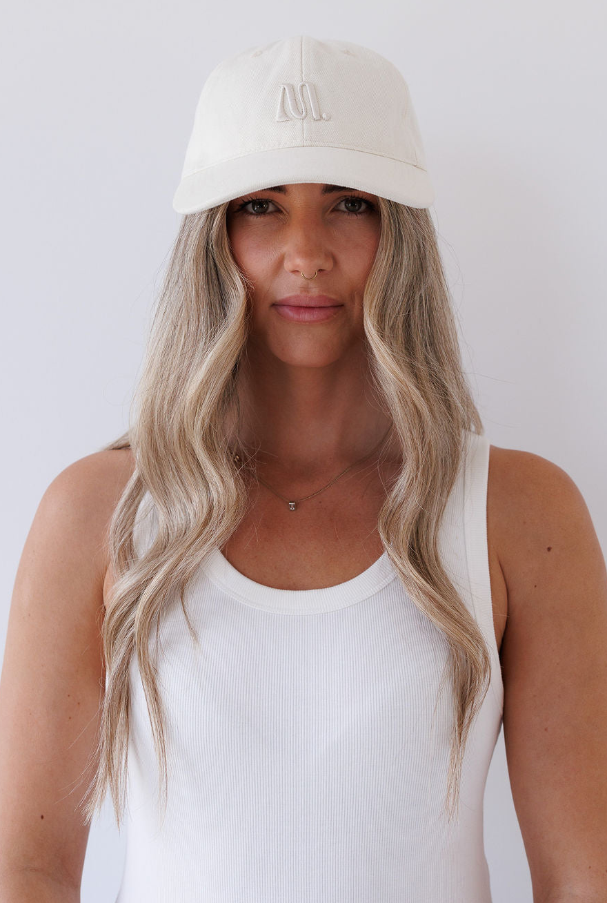 Bobby Cap in Ecru Mabel