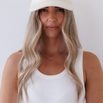 Bobby Cap in Ecru Mabel