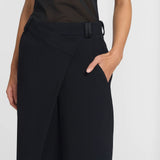 Bellatrix Short in Black