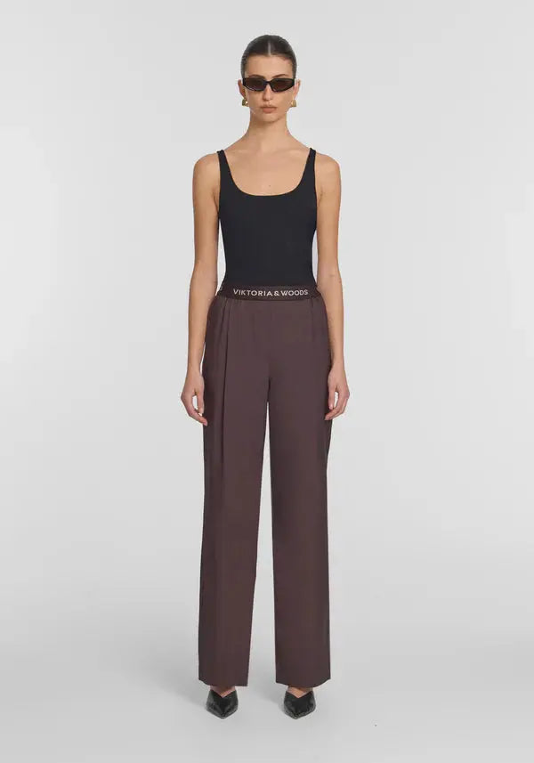 Ivanhoe Pant in Chocolate Viktoria + Woods