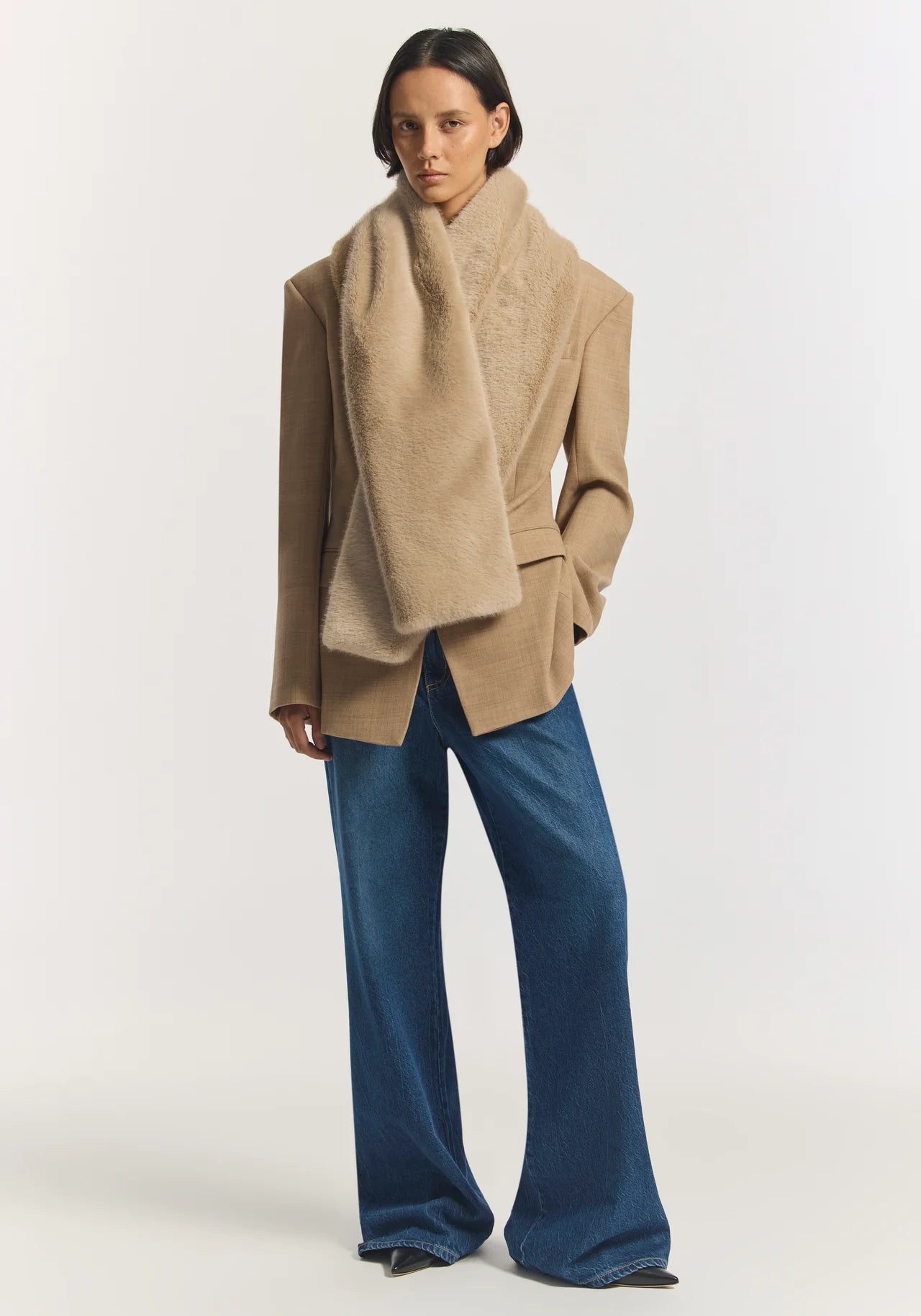 Michigan Blazer in Camel Viktoria + Woods