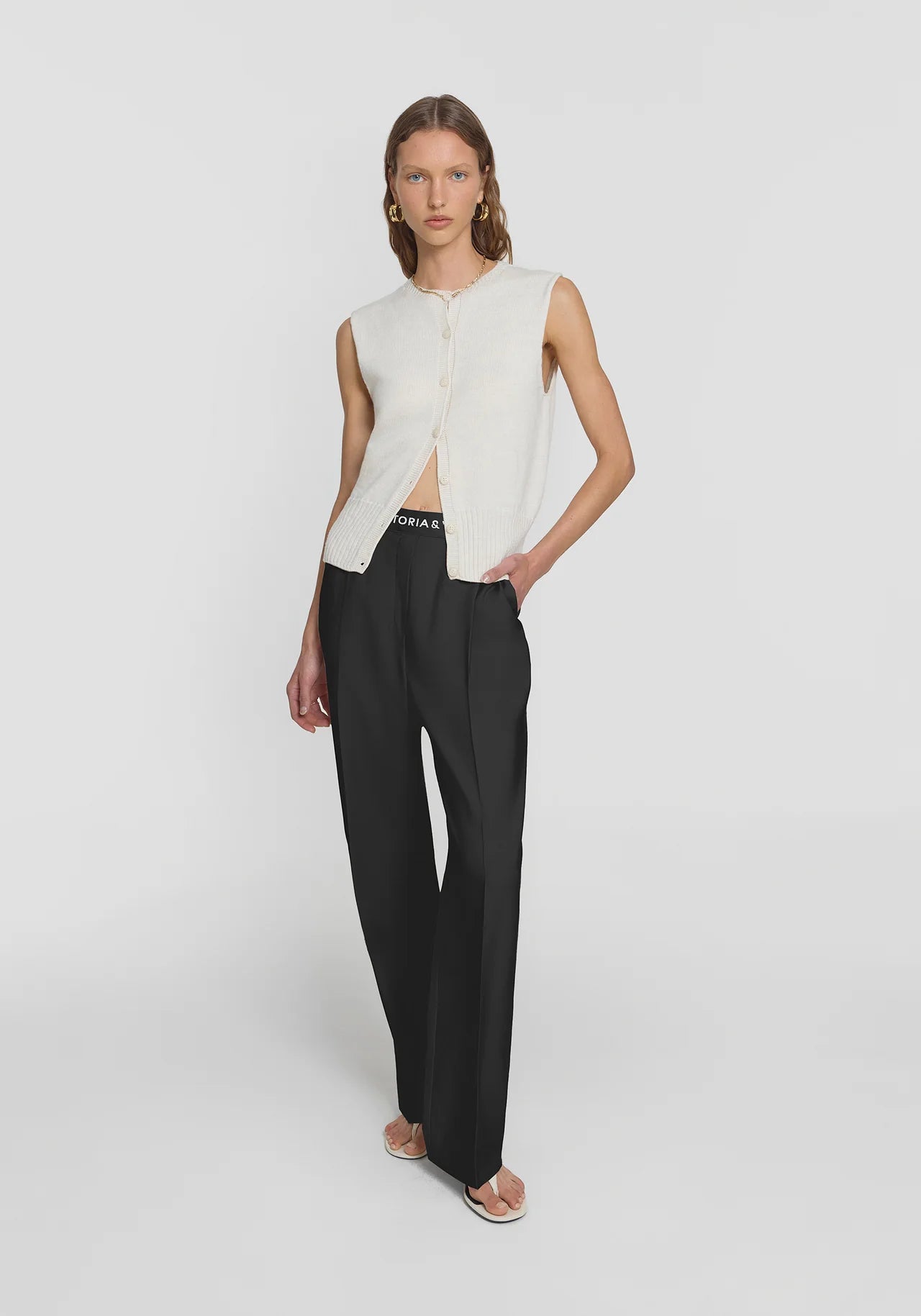 Ivanhoe Pant in Black Viktoria + Woods