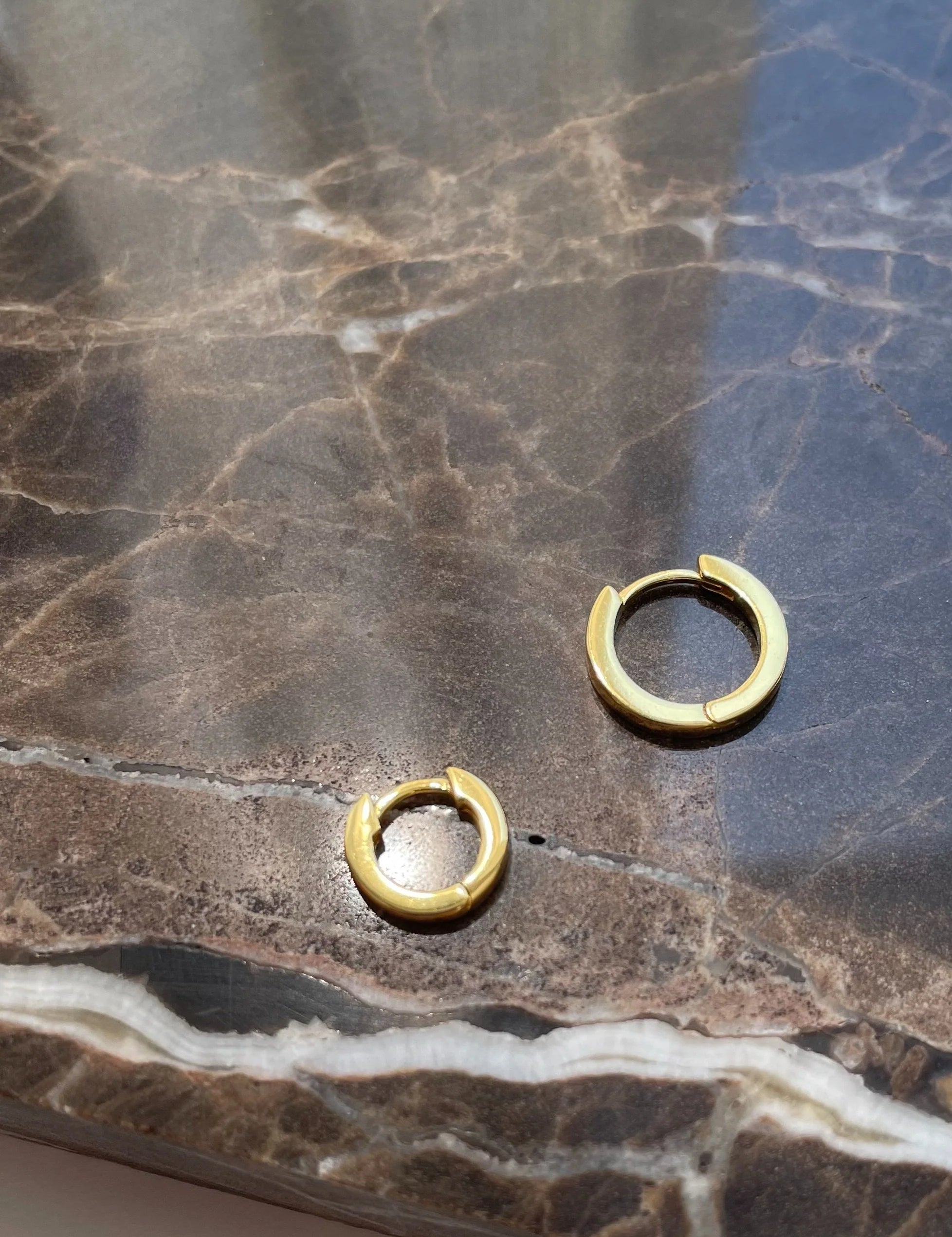 huggie earring. small and medium
