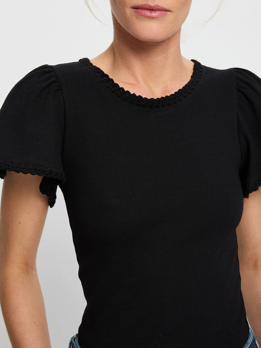 Tallulah Tee Black Kivari