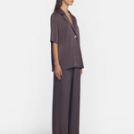 Concert Shirt in Chocolate Viktoria + Woods