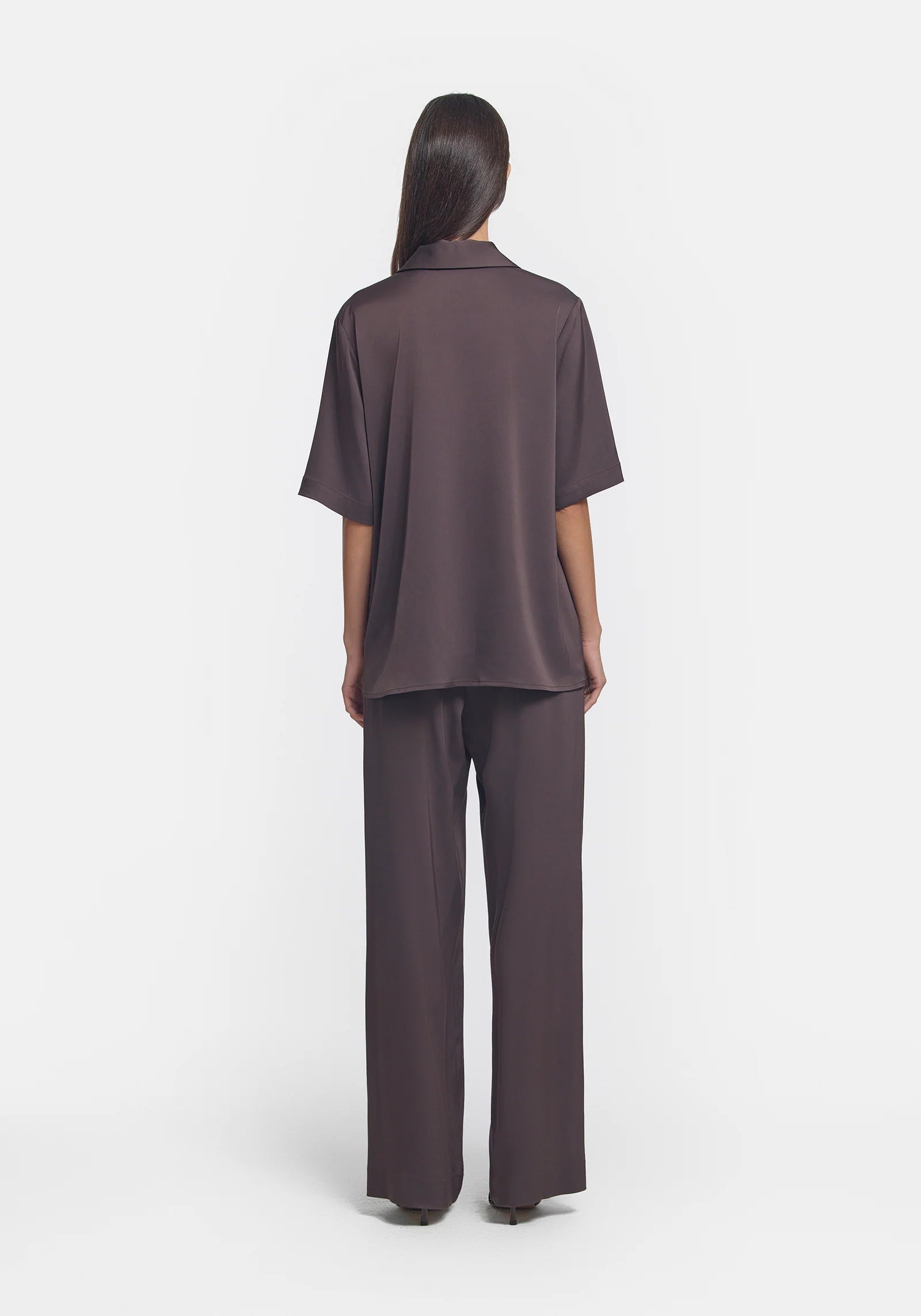 Concert Shirt in Chocolate Viktoria + Woods