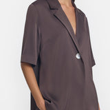 Concert Shirt in Chocolate Viktoria + Woods