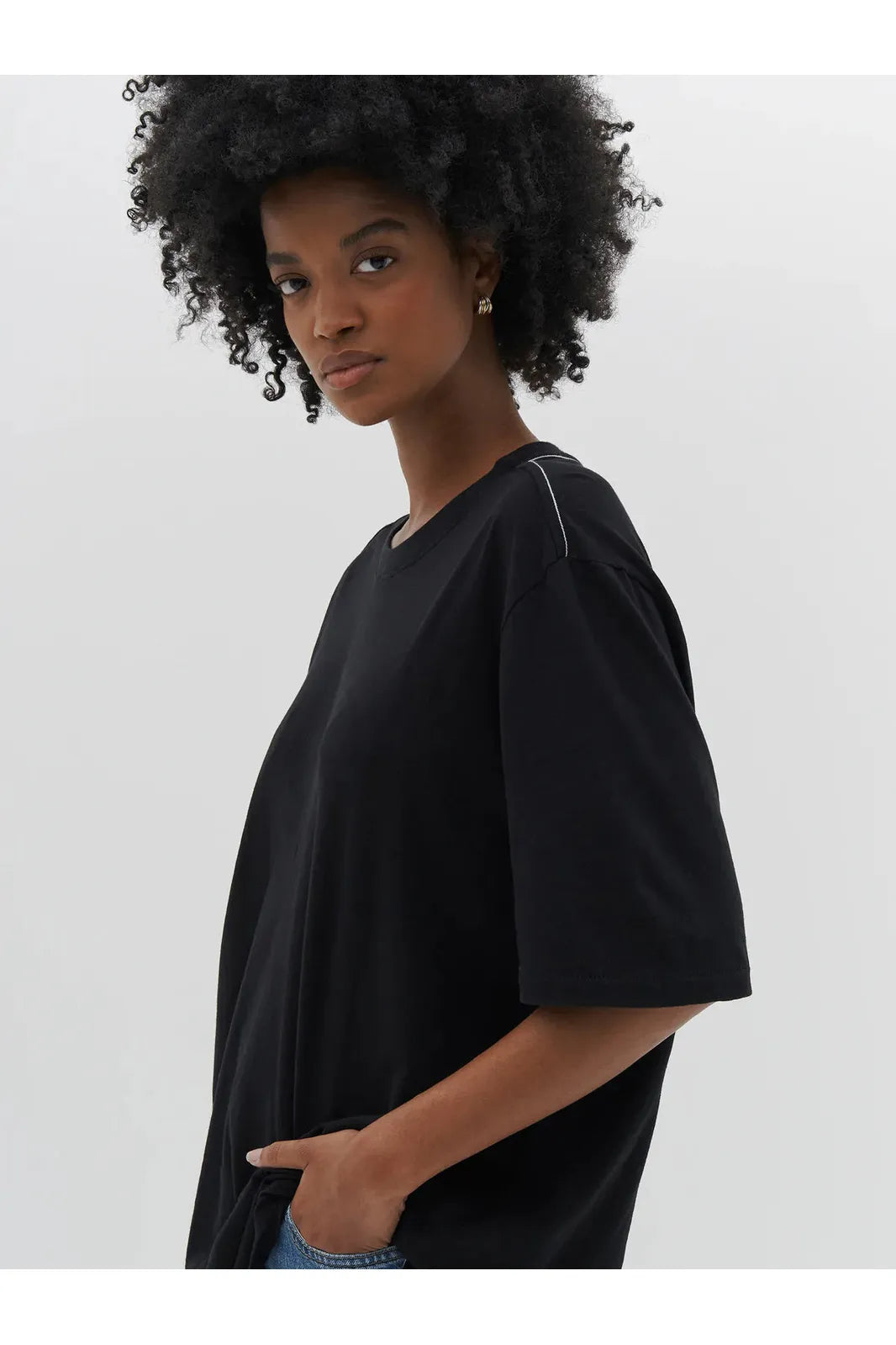 Slouch Boyfriend Short Sleeve T-shirt in Black